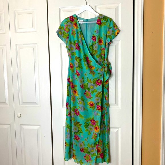 Vintage Dresses & Skirts - Vintage Tropical Hawaiian Wrap Side Tie Maxi